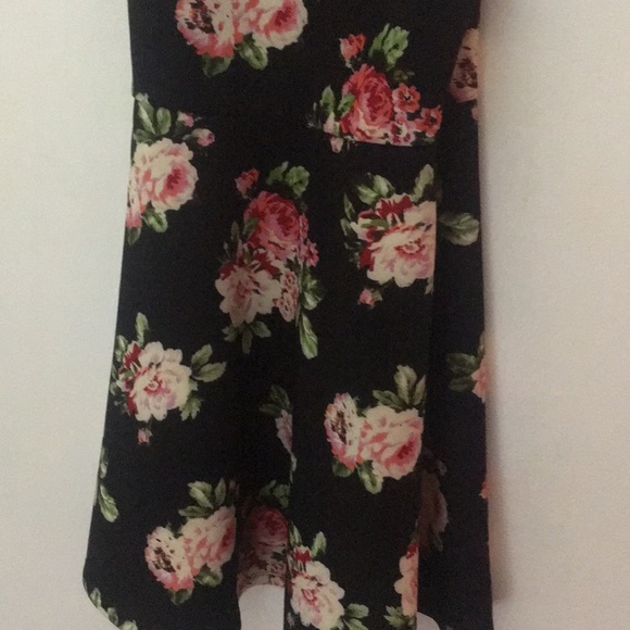 Black floral dress - Picture 2 of 5